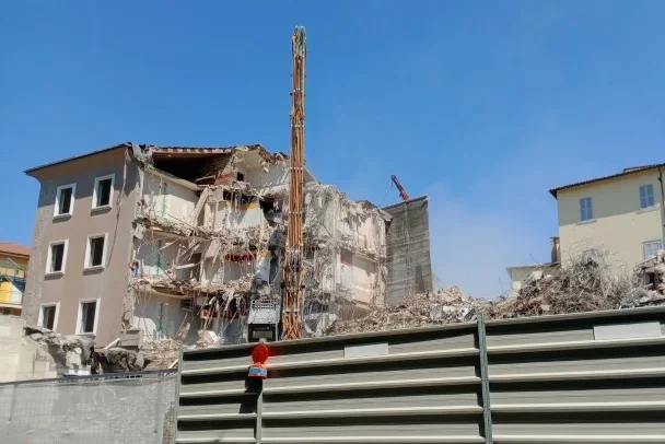 All'ex Gioli di Ascoli Piceno rinvenuti frammenti d'amianto, area interdetta e nuove bonifiche 
