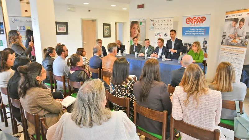 FORMAZIONE PROFESSIONALE: A TOLENTINO NUOVE OPPORTUNITÀ NEI SETTORI DELLA RISTORAZIONE DEL CICLOTURISMO   