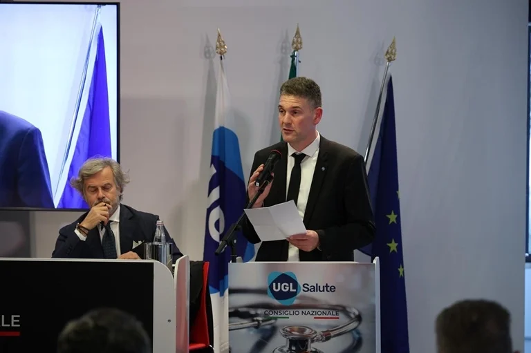 Sanità, Giuliano (UGL): “Divari retributivi Nord-Sud tutt’altro che trascurabili. Fino a 5mila euro annui in meno per chi lavora nel Mezzogiorno”