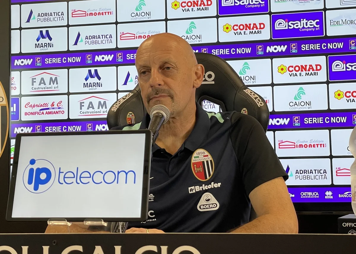 Ascoli Calcio - Pulcinelli esonera Di Carlo via social