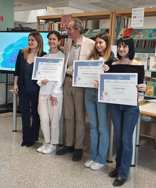Concorso "ARIA – RESPIRARE POESIA", Arianna Pignotti del Liceo Rosetti vince la sezione in italiano