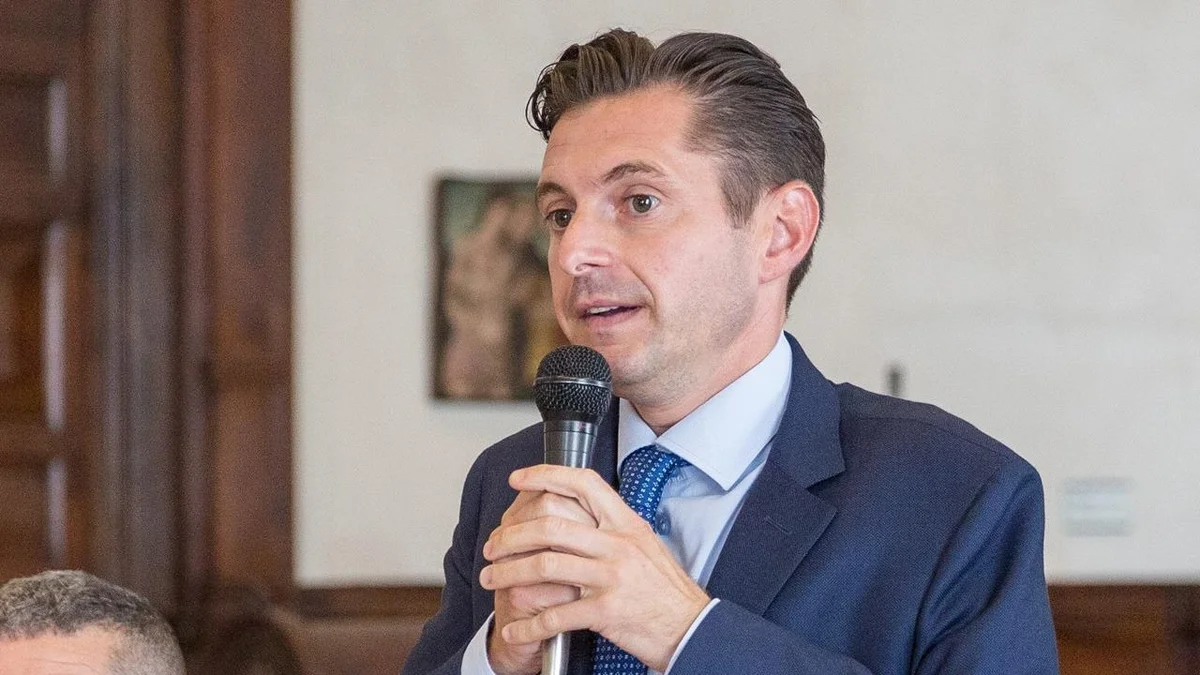 Ascoli Piceno - Frasi contro il sindaco Fioravanti: assolti in due