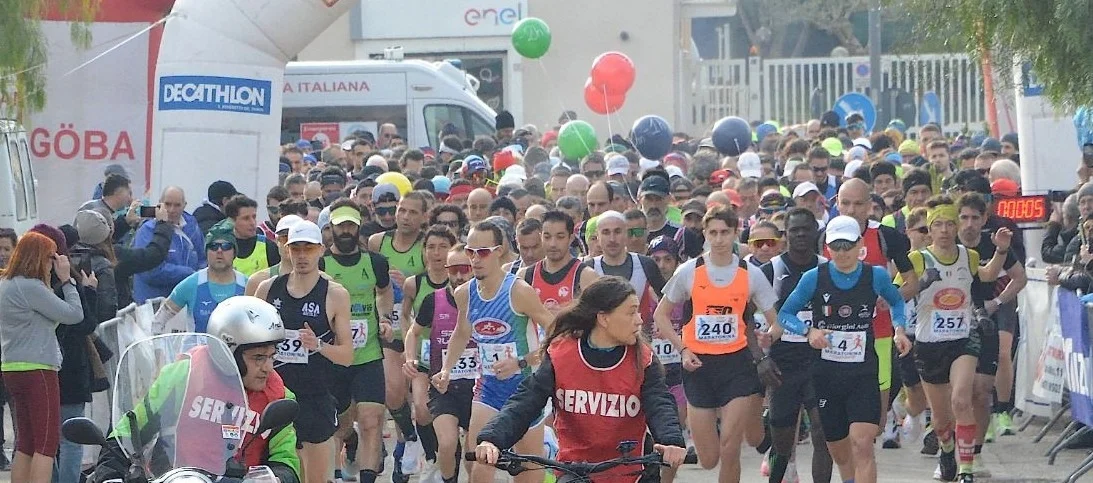 Oltre 600 podisti al via alla trentaquattresima edizione della Maratonina di Centobuchi