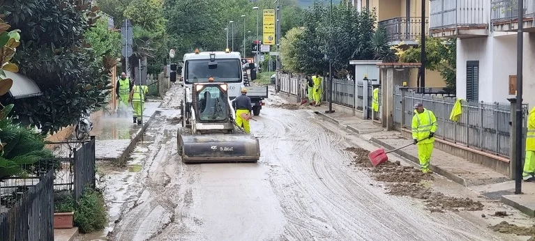 San Benedetto: allerta per tutto il giorno, 'evitate scantinati'