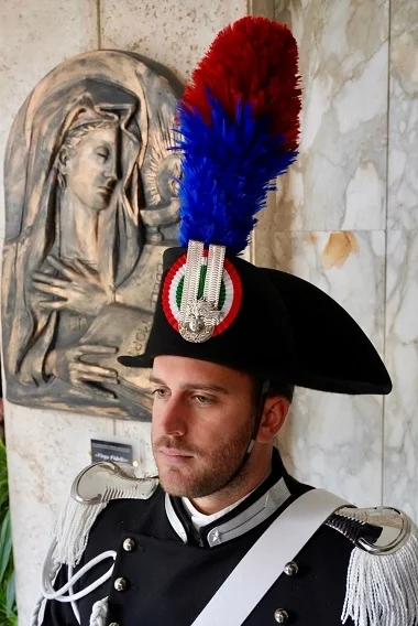 I Carabinieri del Comando Provinciale di Teramo hanno celebrato la Patrona dell’Arma “Maria Virgo Fidelis”, l’83° Anniversario della Battaglia di “Culqualber” e la “Giornata dell’orfano”