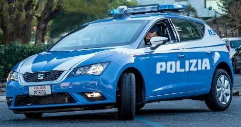 Rubano una borsa ad una donna nel parcheggio del supermercato Lidl, arrestati quattro cittadini stranieri