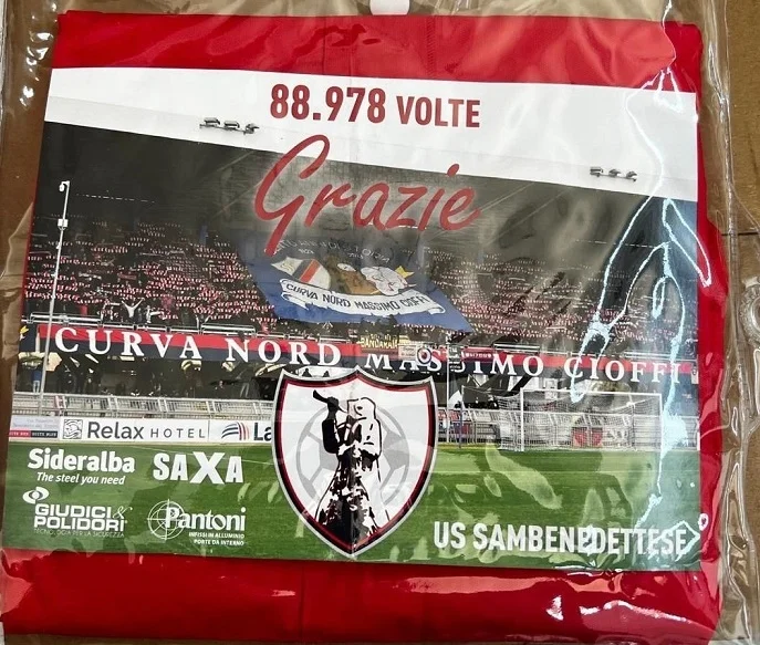 Samb, omaggio ai tifosi rossoblù