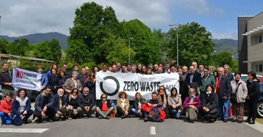 iscariche e distanze dai centri abitati: Marche a Rifiuti Zero chiede chiarezza su VAS, salute e partecipazione pubblica