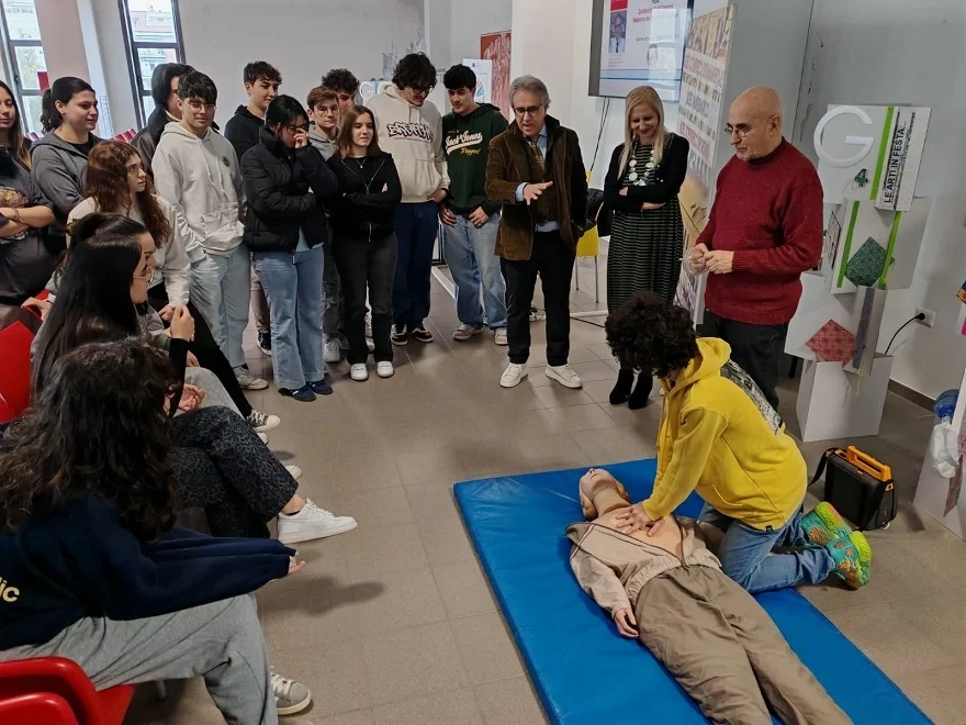 Il nostro cuore, un amico da proteggere. Il dottor Parato al Liceo Rosetti