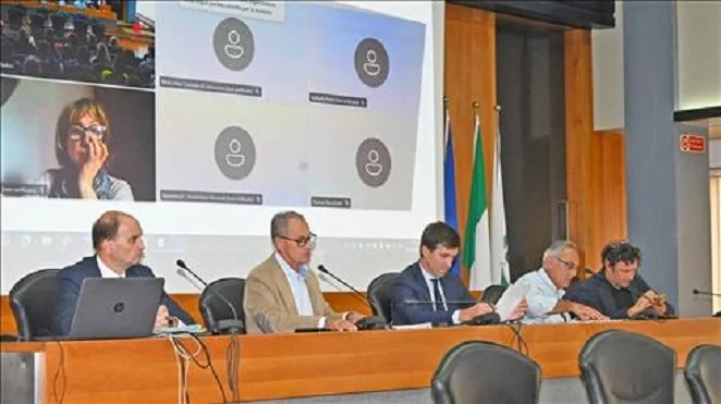 ALLUVIONE SETTEMBRE 2024, BOLLINATA L’ORDINANZA 1101 DELLA PROTEZIONE CIVILE E EMANATO IL DECRETO REGIONALE PER LA GESTIONE DI RIGIUTI E FANGHI