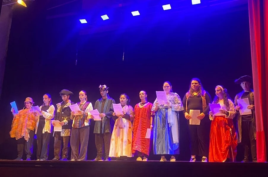 Studenti dell’Urbani protagonisti a teatro
