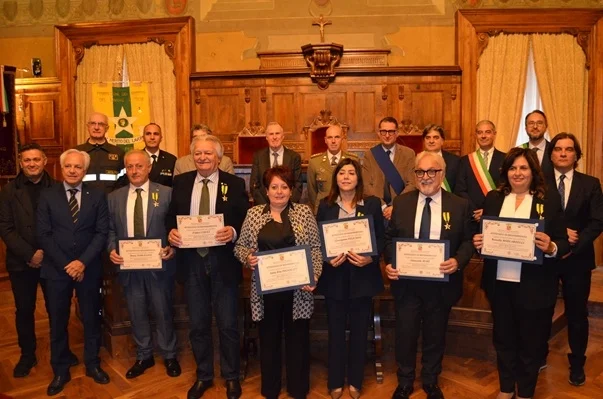 I neo Maestri del Lavoro a palazzo San Filippo per la consegna degli attestati