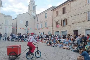 Dal 19 giugno al 4 settembre kermesse di clownerie, circo e magia per bambini e famiglie 