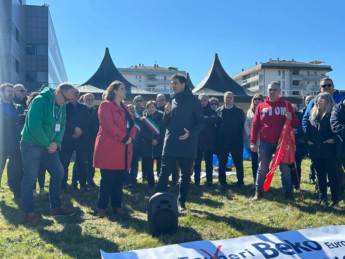 VERTENZA BEKO: IL PRESIDENTE ACQUAROLI ALLA MANIFESTAZIONE INDETTA A FABRIANO