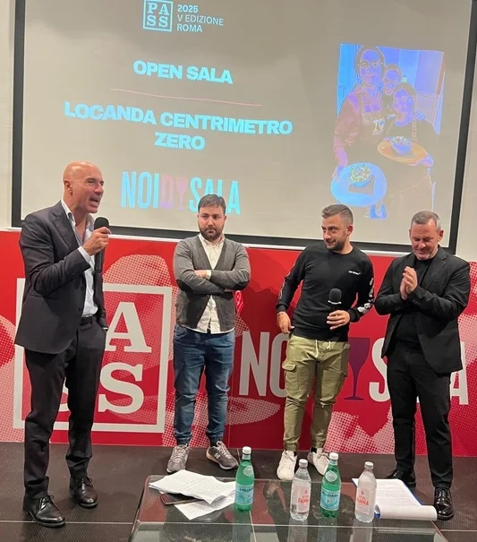 Daniele e Fabio della Locanda Centimetro Zero ricevono a Roma il premio "Noi di Sala"