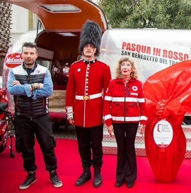 PASQUA IN ROSSO A SAN BENEDETTO CON LE DUCATI CAMPIONI DEL MONDO