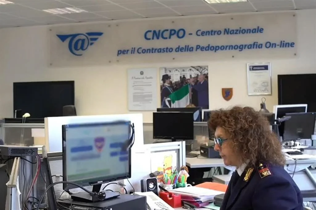 Ascoli Piceno - Pedopornografia, c'è un indagato anche in provincia