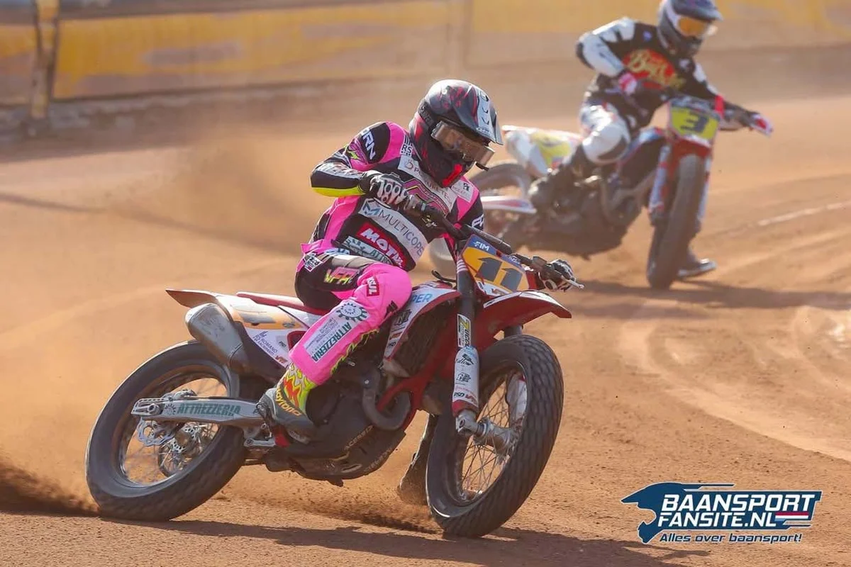 MEETING INTERNAZIONALE FLAT-TRACK IN POLONIA: VFR RACING 4° CON NEAVE