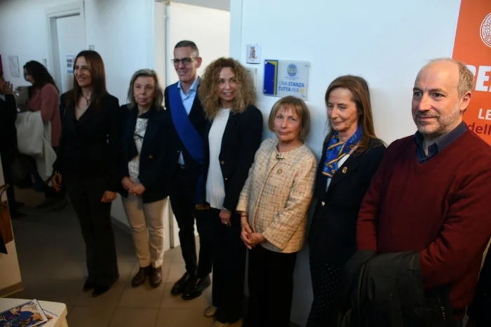 A Fermo nuova stanza di ascolto per le donne vittime di violenza "Una stanza tutta per sé" inaugurata presso la Questura