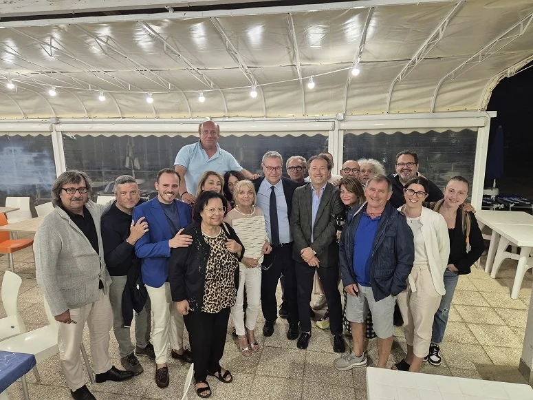 Carlo Ciccioli ringrazia pubblicamente del risultato ottenuto il gruppo di Grottammare che lo ha sostenuto