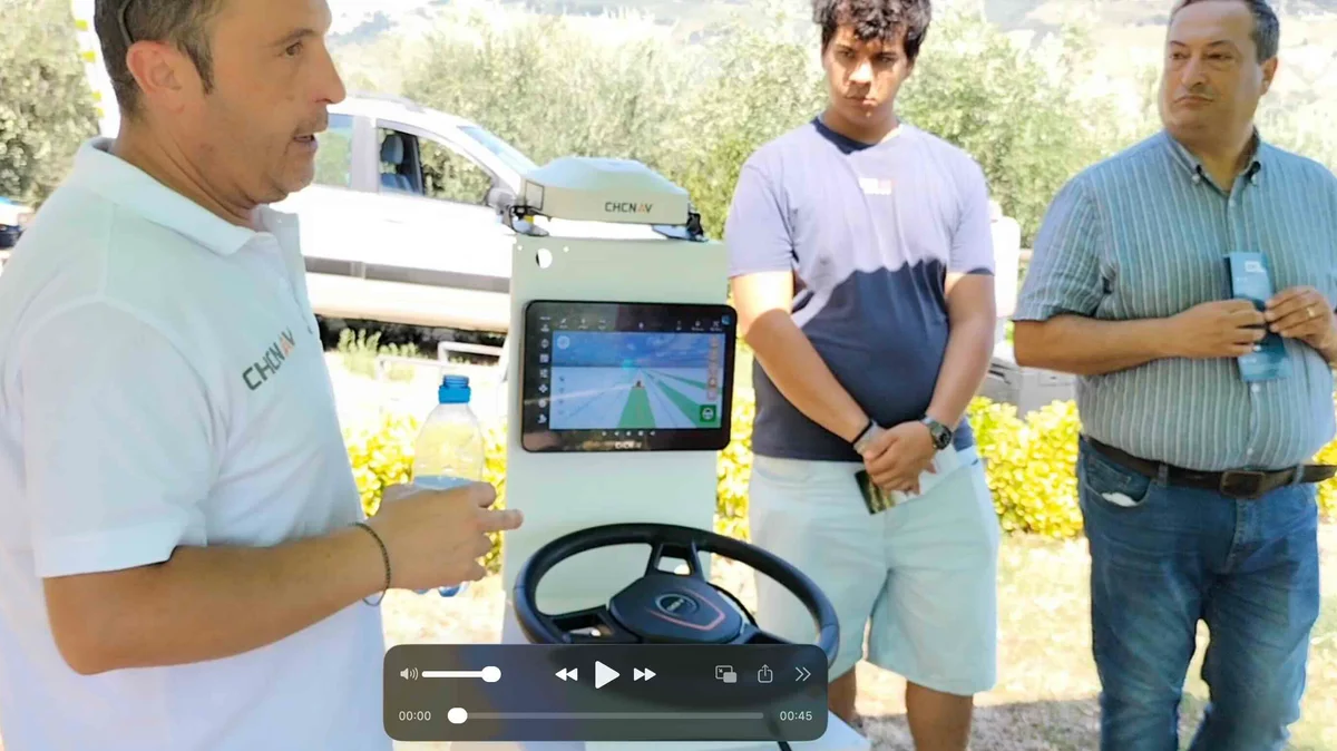 Agricoltura, Cia Ascoli-Fermo-Macerata punta sull'innovazione: a Ripatransone dimostrazione con droni e guida automatica per i trattori