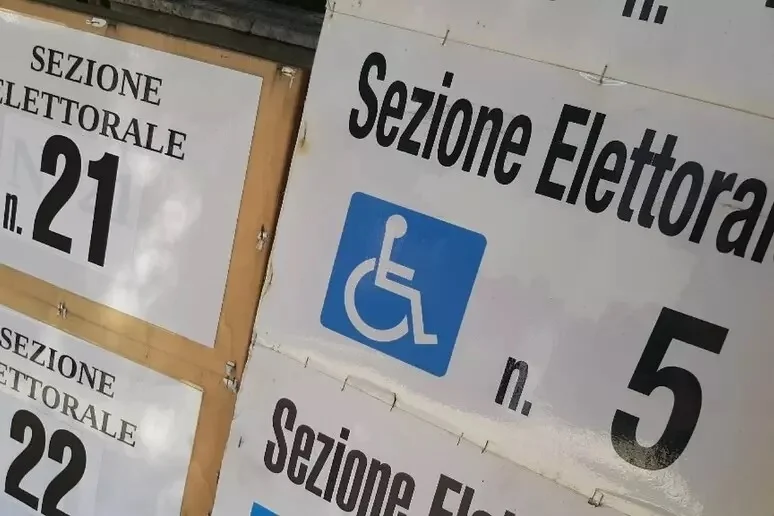 Europee, nelle Marche affluenza alle 19,00 al 44,65%