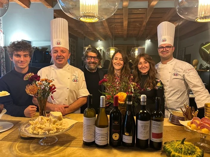 DA OGGI AL 10 OTTOBRE LA VENDEMMIA DI VIA DELLA SPIGA A MILANO CON I VINI MARCHIGIANI