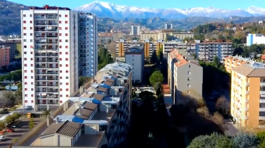 Ascoli Piceno - Case popolari, cambiano volto e look quelle di Monticelli 