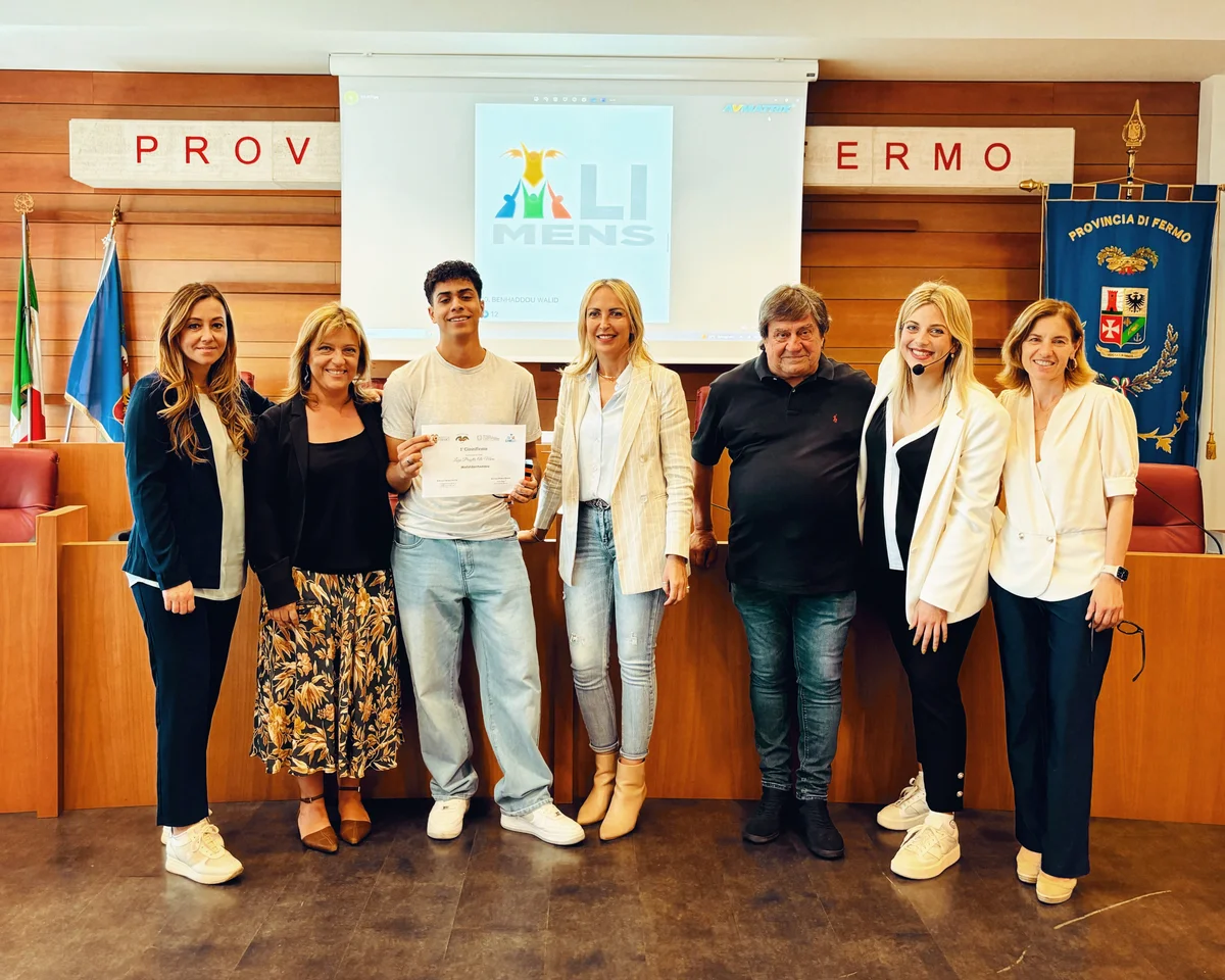 PROGETTO ALI MENS, WALID DEL LICEO ARTISTICO HA IDEATO IL LOGO " SIMBOLO DI INTEGRAZIONE E DI SUPERAMENTO DI OGNI DISABILITA'