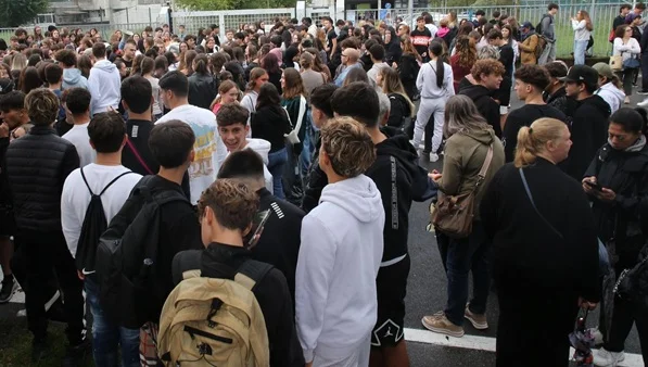 Protesta degli studenti a San Benedetto del Tronto per condizioni migliori a scuola 