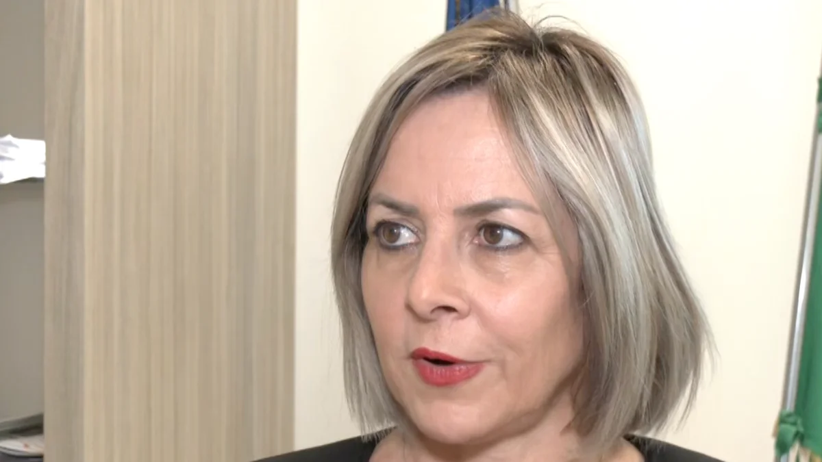 A Silvi assessore aggredisce fisicamente la vicesindaca Luciana Di Marco. L’assessore, intanto, si è dimesso.