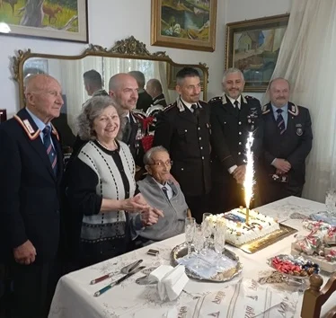 L’ARMA DEI CARABINIERI IN FESTA PER IL SUO MILITARE PIU’ LONGEVO: IL BRIGADIERE PATANI SPEGNE 109 CANDELINE
