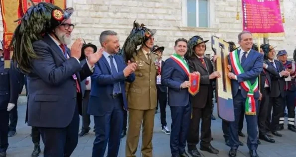 Ascoli Piceno - In archivio il Raduno dei Bersaglieri: la città invasa da centomila persone