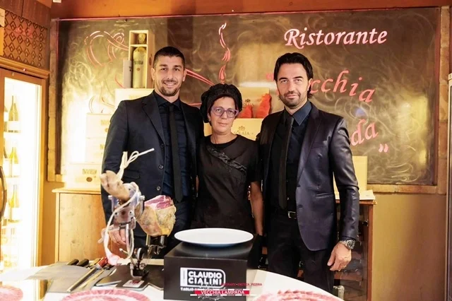 Interessante iniziativa del ristorante pizzeria La Vecchia Lampada per contrastare il caro vita