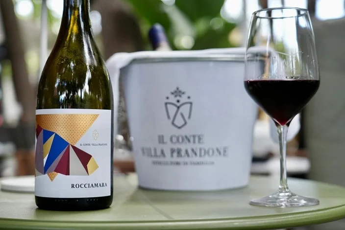 Al Niwa l'aperitivo di presentazione del vino “ROCCIAMARA”