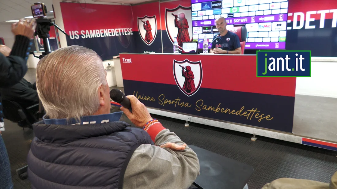 Conferenza stampa di Mister D'Alesio alla vigilia di US Sambenedettese vs Livorno