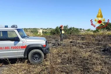 A fuoco nella notte 6mila metri quadrati di sterpaglie a Cupra Marittima 
