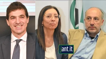 GIORNATA INTERNAZIONALE PER L’ELIMINAZIONE DELLA VIOLENZA CONTRO LE DONNE. LE PAROLE DEL PRESIDENTE ACQUAROLI, DELL’ASSESSORE ALLE PARI OPPORTUNITÀ PANTALONI E DELL’ASSESSORE ALLE POLITICHE SOCIALI CALCINARO