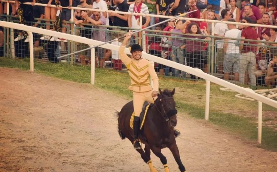 Ascoli Piceno - Tanti cavalieri "ascolani" in pista per la Quintana di Foligno