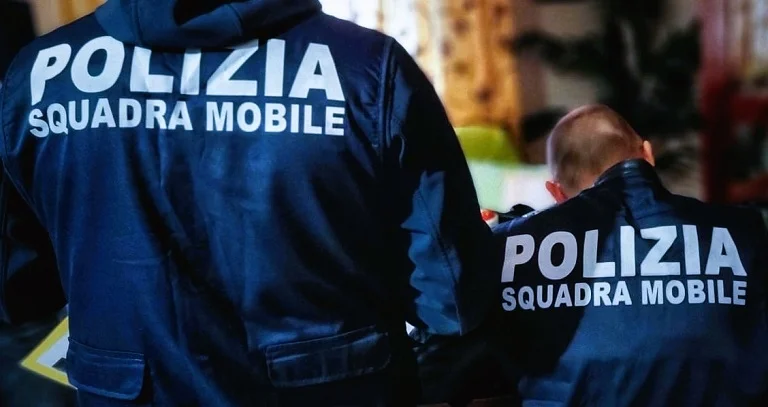 Finto incidente per truffare un anziano, due i denunciati