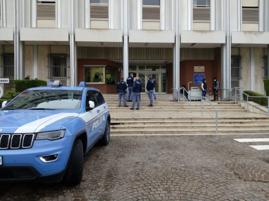 Ascoli Piceno - Furto in un cantiere edile: due persone denunciate