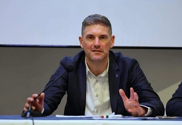 SANITÀ, BUONI PASTO AI TURNISTI. GIULIANO (UGL): “BASTA DISCRIMINAZIONI, ORA LE AZIENDE RICONOSCANO I DIRITTI DEI LAVORATORI”