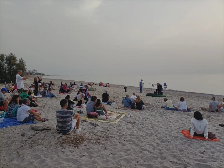 Centinaia di persone in Sentina per il concerto del Solstizio
