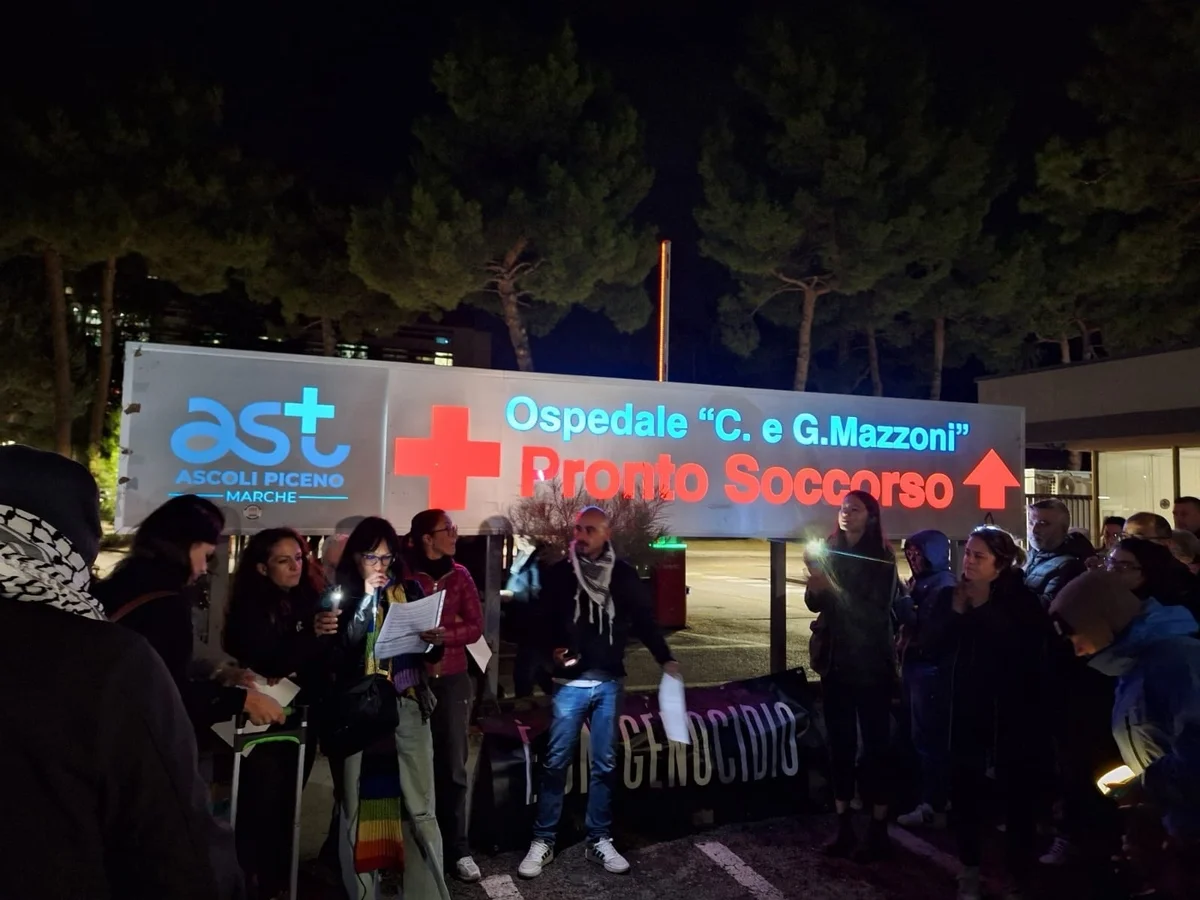 Ascoli Piceno - La città si mobilita per la Palestina, in tanti al corteo