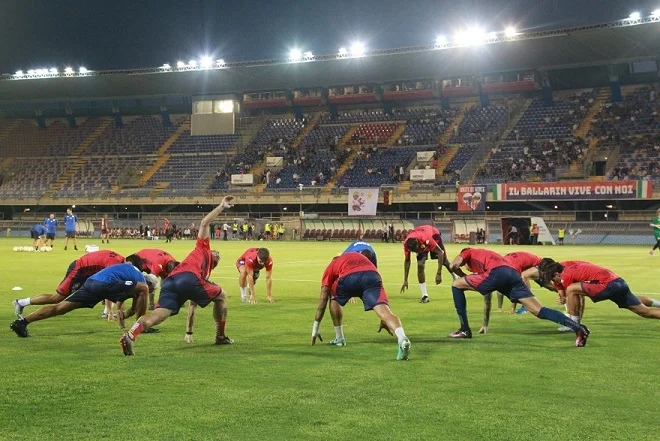 Dopo la quarta giornata l'Arezzo è a punteggio pieno e capeggia la classifica del girone B di Serie C