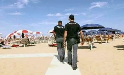 Aggressione sessuale ad una donna in spiaggia, denunciato dalla Polizia 