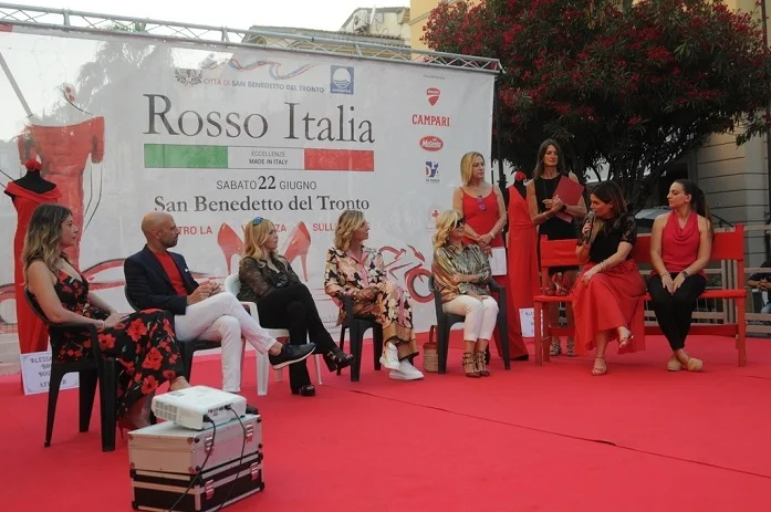 A SAN BENEDETTO L’ITALIA SI VESTE DI ROSSO CON LE ECCELLENZE DEL MADE IN ITALY, GUEST STAR KATIA RICCIARELLI