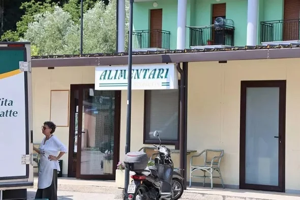 Dopo 10 anni la bottega di Daniela resiste grazie alla zona franca 