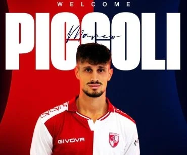 Primo giorno di allenamento in maglia rossoblù per il neoacquisto Marco Piccoli