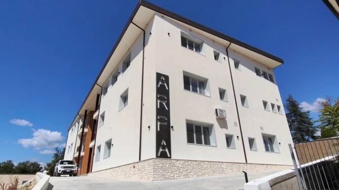 ARPA ABRUZZO: ALL'AQUILA I VERTICI DELLA GOVERNANCE AMBIENTALE, INCONTRO OPERATIVO NELLA NUOVA SEDE DISTRETTUALE DI COLLEMAGGIO